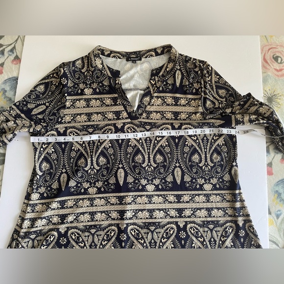 A.jesdani Women’s Top Blouse Plus 2XL Geometric 3/4 Roll Tab Sleeve V Neck - Picture 11 of 14